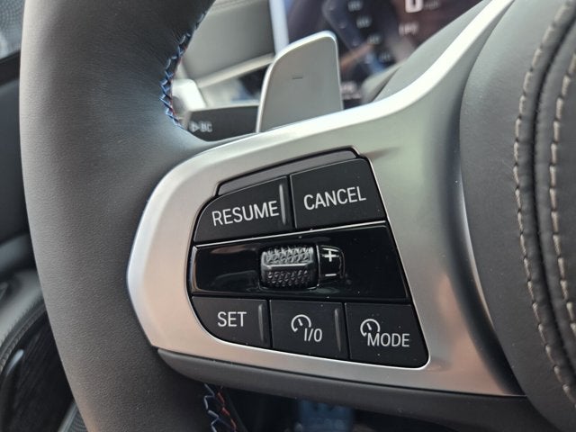 2027 BMW X7 M60i