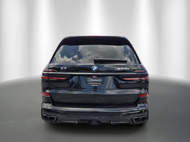 2027 BMW X7 M60i