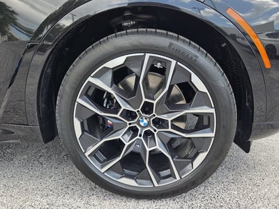 2027 BMW X7 M60i