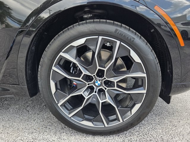 2027 BMW X7 M60i