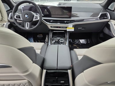 2027 BMW X7 M60i