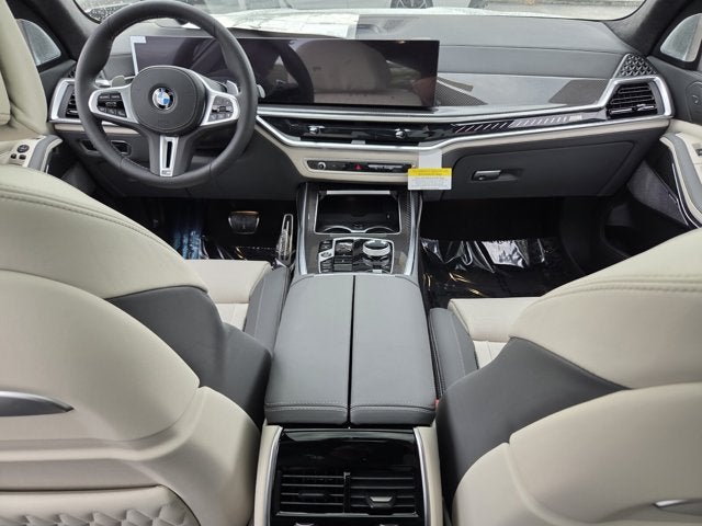 2027 BMW X7 M60i
