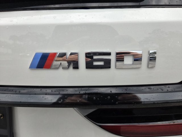 2027 BMW X7 M60i