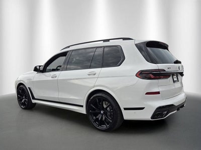 2027 BMW X7 M60i