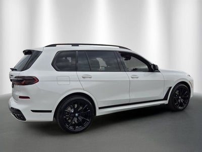 2027 BMW X7 M60i