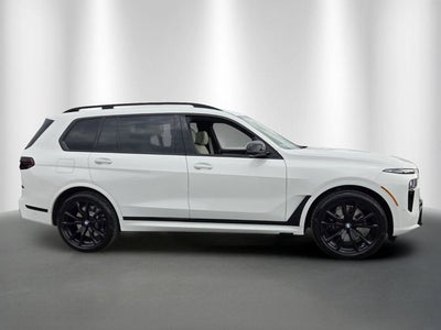 2027 BMW X7 M60i