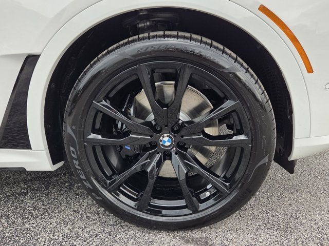 2027 BMW X7 M60i