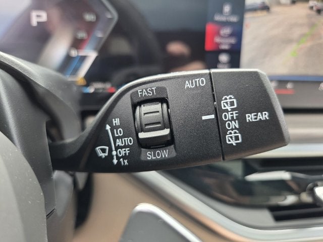 2027 BMW X7 M60i