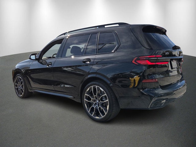 2026 BMW X7 M60i