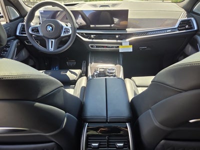 2027 BMW X7 M60i