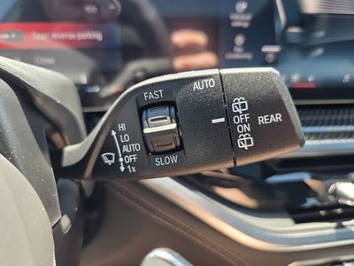 2027 BMW X7 M60i