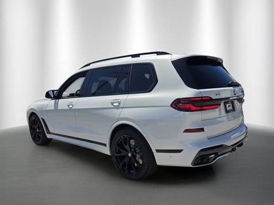 2027 BMW X7 M60i