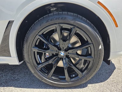 2027 BMW X7 M60i