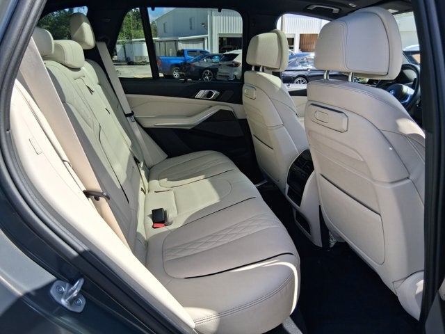 2024 BMW X5 M60i