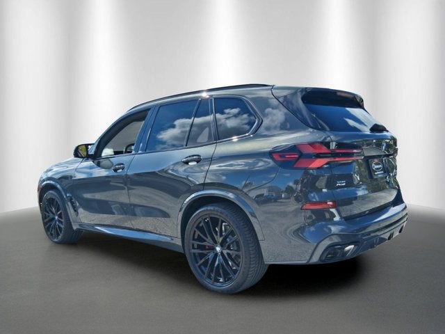 2024 BMW X5 M60i