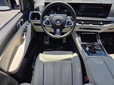 2025 BMW X5 M60i