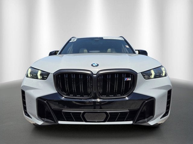 2025 BMW X5 M60i
