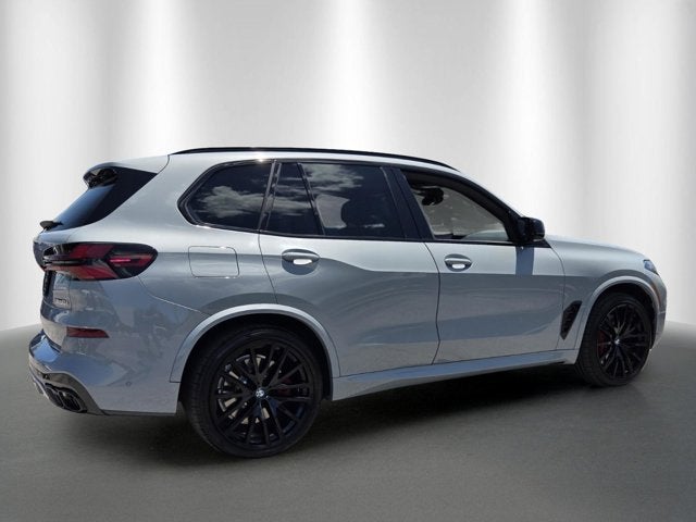 2025 BMW X5 M60i