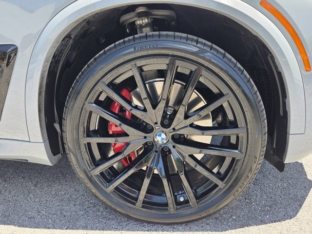 2025 BMW X5 M60i