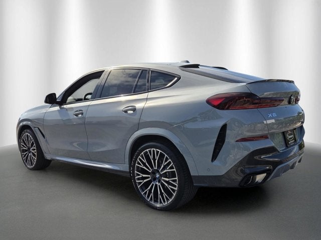 2027 BMW X6 Base