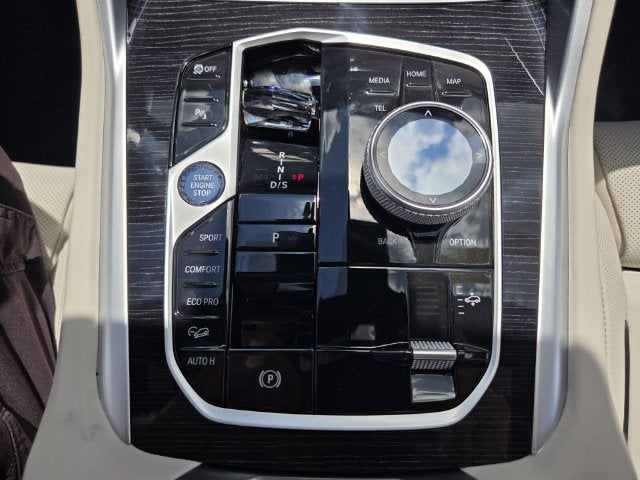 2027 BMW X6 xDrive40i