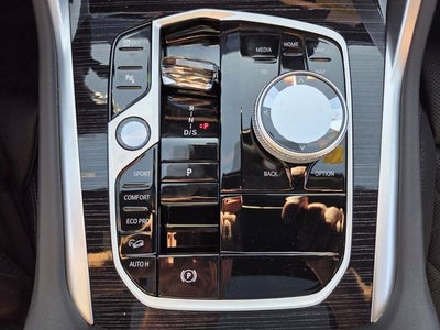 2027 BMW X6 xDrive40i