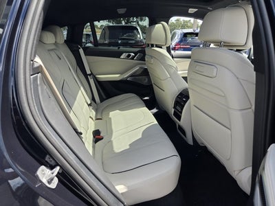 2027 BMW X6 M60i