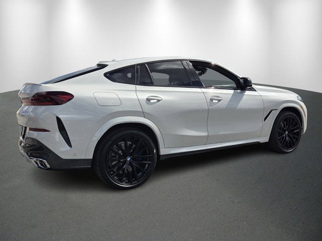 2026 BMW X6 M60i