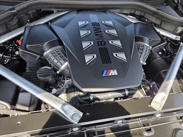 2027 BMW X6 M60i
