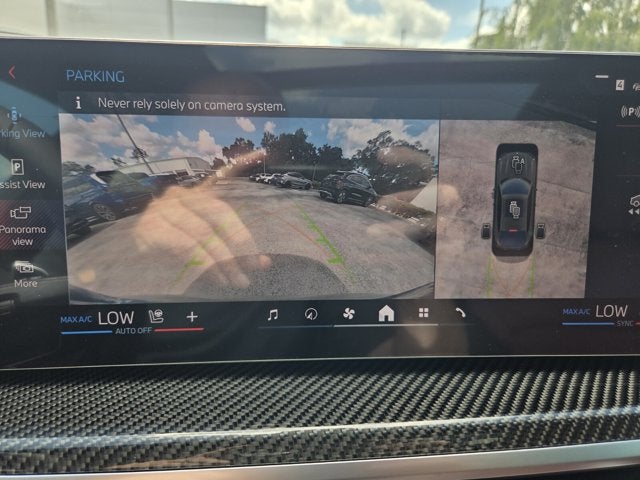 2027 BMW X6 M60i