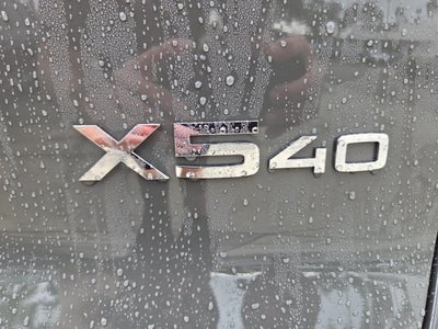2027 BMW X5 40 xDrive