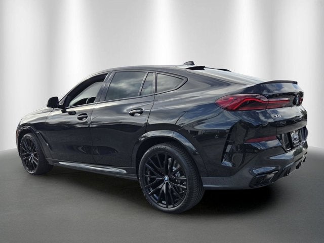 2023 BMW X6 M50i