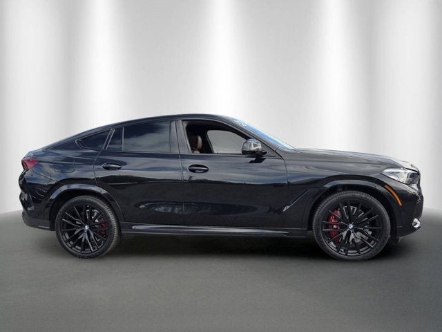 2023 BMW X6 M50i
