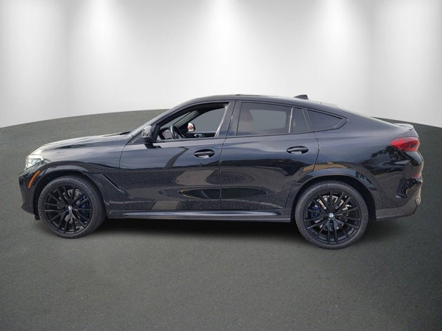2021 BMW X6 M50i