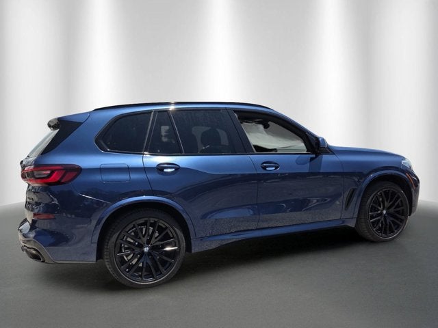2023 BMW X5 M50i