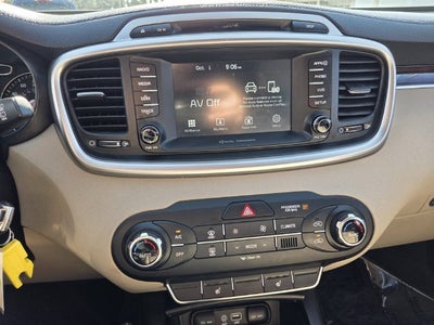 2018 Kia Sorento LX