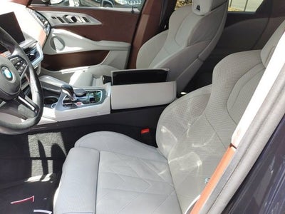 2023 BMW XM Base