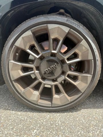 2024 BMW XM Base
