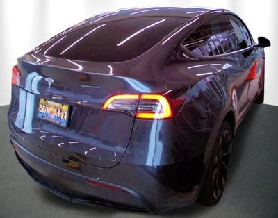 2024 Tesla Model Y Standard Range