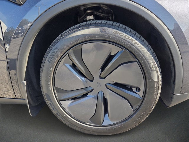 2026 Tesla Model Y Long Range