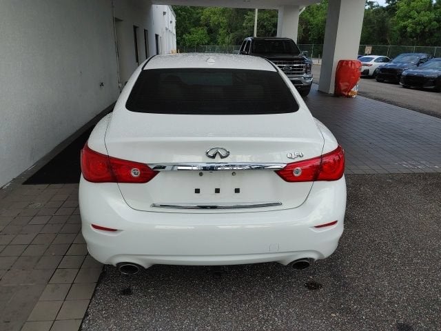 2015 INFINITI Q50 Premium