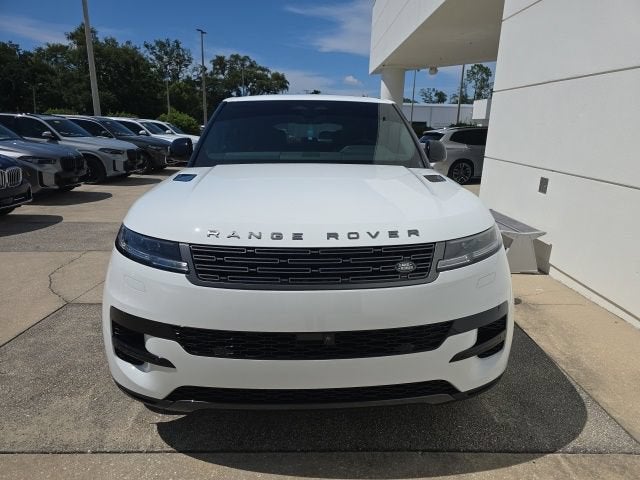 2026 Land Rover Range Rover Sport SE