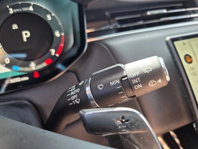 2026 Land Rover Range Rover Sport SE