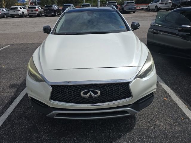 2018 INFINITI QX30 Premium