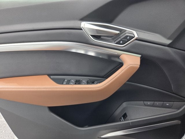 2024 Audi Q8 e-tron Sportback S line Premium Plus