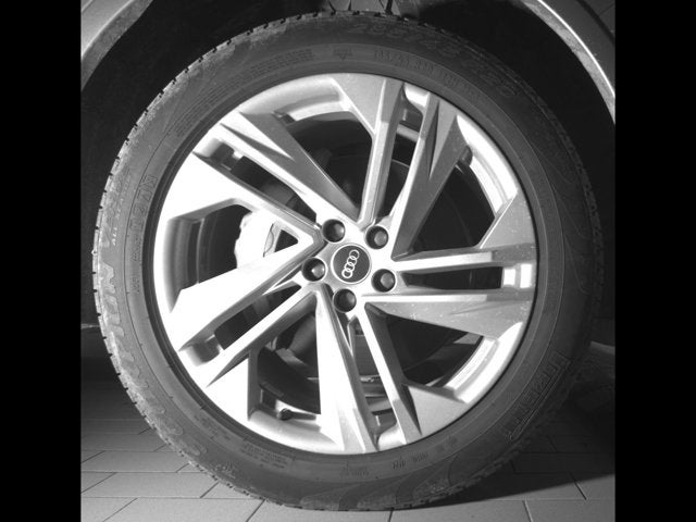 2021 Audi Q7 Premium Plus
