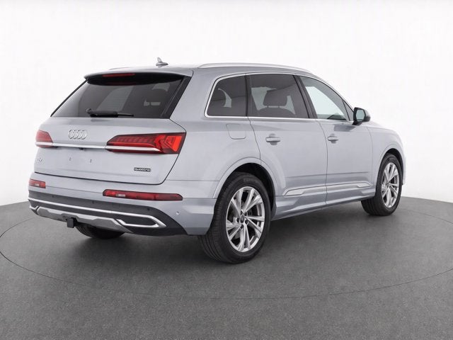 2021 Audi Q7 Premium Plus