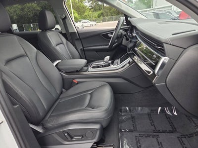 2023 Audi Q7 Premium Plus