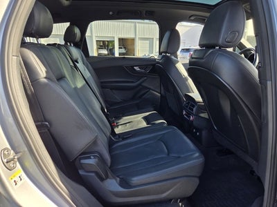 2019 Audi Q7 Prestige