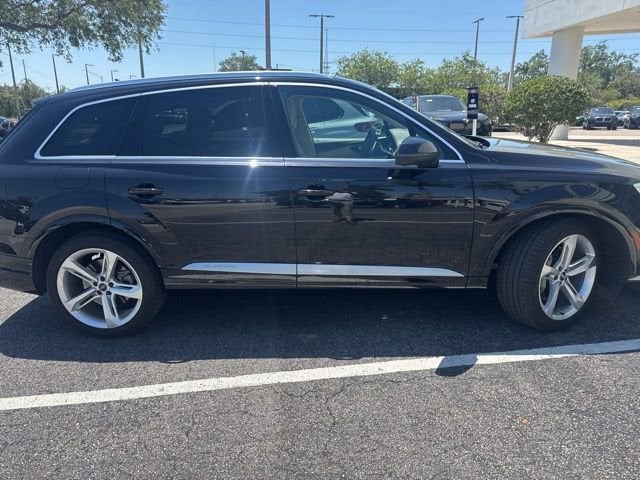 2019 Audi Q7 Prestige